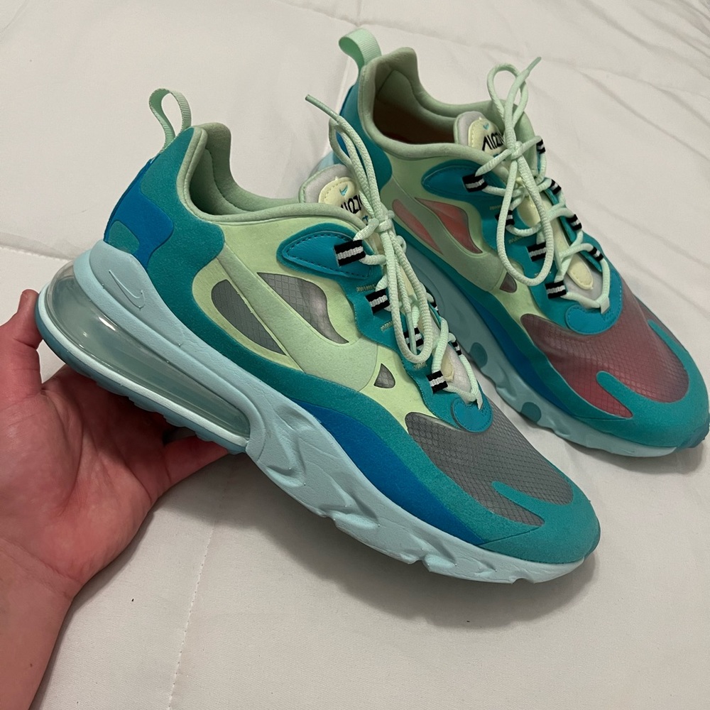 Nike AirMax 270 React